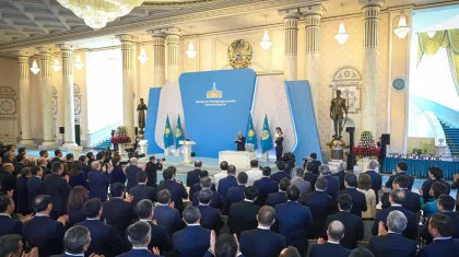 Тоқаев жаңа Конституцияға сәйкес адал қызмет етуге серт берді