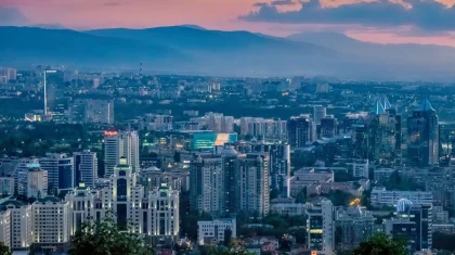 Алматы экономикасы 6,5 пайызға өсті: қала әкімі президентке есеп берді