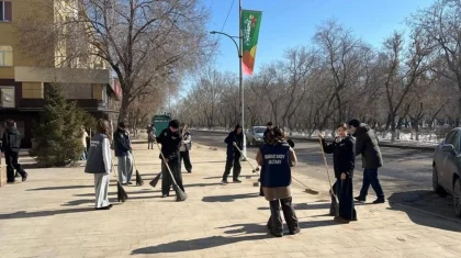 «Тазару күні»: Қарағанды облысында 100 мыңнан астам адам сенбілікке шықты