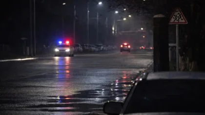 Ақтауда ағасы інісін ұрып-соққан: арнайы жасақ келіп, ұстап алып кетті (ВИДЕО)