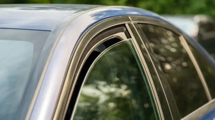 Автосалон қазақстандыққа «жаңа» деп ескі көлік сатып жіберген