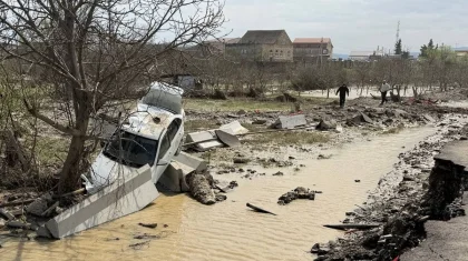 Дағыстанда жүкті әйел мен бала суға ағып кетті