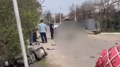 Алматы маңында жеңіл көлік жүргізушісі мопед мінген ер адамды қағып өлтірді (ВИДЕО)