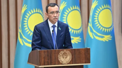 Мәулен Әшімбаев қазақ және өзбек зиялыларының форумында сөз сөйледі