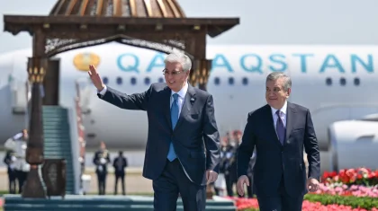 Тоқаев Өзбекстанға жұмыс сапарымен барды