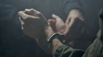 Бет-жүзін кескілеп, адам танымастай еткен: Ақтөбеде 22 жылға сотталған қылмыскер өзін ақтап алмақ болды