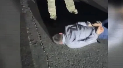 Атырау облысында түнгі уақытта түйе ұрлап, оны сатумен айналысып жүрген топ қолға түсті (ВИДЕО)