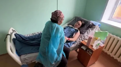 Семейде студент жігіт оқуының ақысын төлеу үшін құрылысқа барып, қолынан айырылған (ВИДЕО)