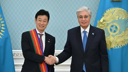 Тоқаев Ақордада Жапония Парламентінің өкілін орденмен марапаттады