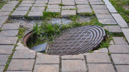 Ақмолада кәріз құдығында екі жұмысшы уланып, ауруханаға түсті