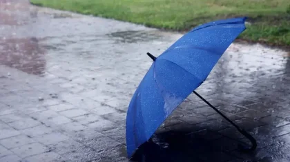 Жаңбыр, бұршақ, тұман: бірнеше өңірде дауылды ескерту жарияланды