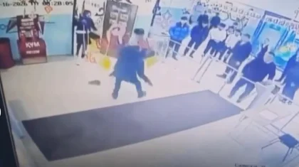 Алматы облысында оқушы ұстазын соққыға жыққан: полиция қылмыстық іс қозғады