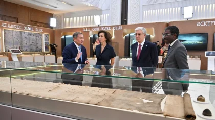 Тоқаев Алтын Орда мұрасына арналған арнайы көрмені аралап шықты