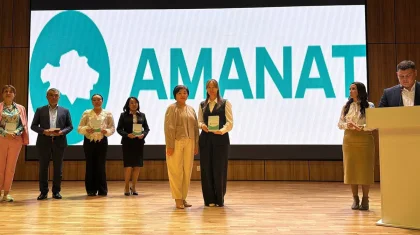 Астанада 100-ден астам ұстаз «AMANAT» партиясының қатарына қабылданды