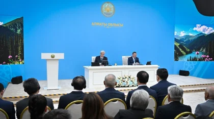 Тоқаев Алатауды дамыту жөніндегі кеңесте Сингапур, Хайнань, Дубай қалаларынан үлгі алу керектігін айтты