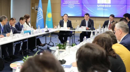 Мемлекеттік кеңесші Ерлан Қарин ЮНЕСКО және ИСЕСКО істері жөніндегі ұлттық комиссияның отырысын өткізді