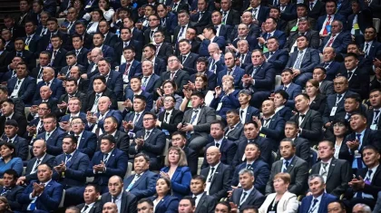 Қазақстандағы мемқызметкерлердің жалақысы үш жыл сайын көбейіп отыратын болды