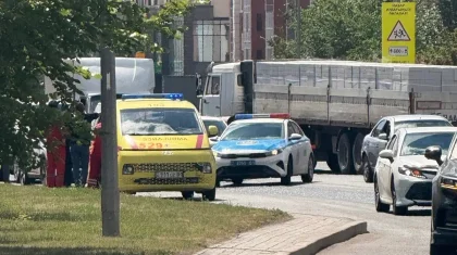 Астанада велосипед мінген тағы бір бала көлік астына түсіп, жарақат алды