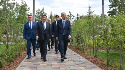 Тоқаев Щучинск қаласындағы бірқатар нысанды аралап көрді