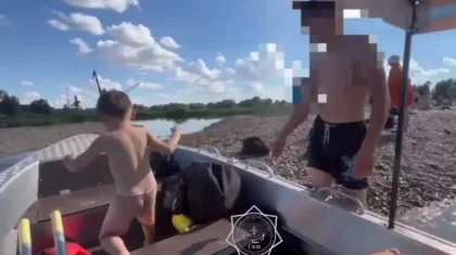 Семейде Ертіс жағалауынан қараусыз жүрген үш жасар бала табылды