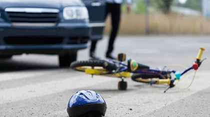 Жетісу облысында велосипед мінген жасөспірімді көлік қағып кетті