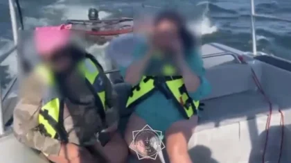Бұқтырма су қоймасында қайығы істен шыққан екі әйел құтқарылды