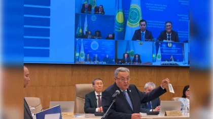Сайлау бюллетеніндегі партиялар атауының реті жеребемен анықталды