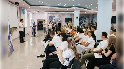Respublica «Қазмырыш» ұжымымен өндірісті дамыту мәселелерін талқылады