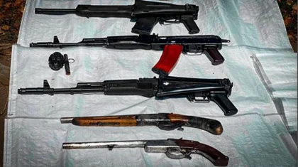 Автоматтар, гранаталар, жүздеген оқ-дәрі: ҰҚК арнайы операциясының нәтижесі жарияланды