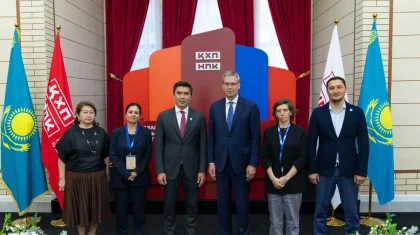 ЕҚЫҰ бақылаушылары Қазақстан Халық партиясының сайлауалды штабына барды