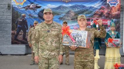 ТЖМ басшысы Ақмола облысының құтқарушыларына қызметтік пәтерлердің кілтін табыстады