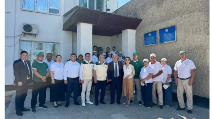 «Ауыл» партиясының кандидаттары Атыраудағы балық шаруашылығы кәсіпорнында болды