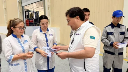 «Әділет» партиясы Алматы, Қарағанды және Қызылорда өңірлерінде тұрғындар және еңбек ұжымдарымен кездесті
