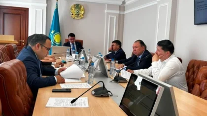 БҚО-да тұрғындарды боқтаған шенеуніктер жауапқа тартылды