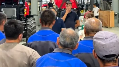 «Ауыл» партиясының кандидаты Семейдегі кәсіпорын жұмысшыларының сауалдарына жауап берді