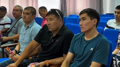 Қазақстан Халық партиясының өкілдері БЖСМ мекемесінің ұжымымен кездесу өткізді
