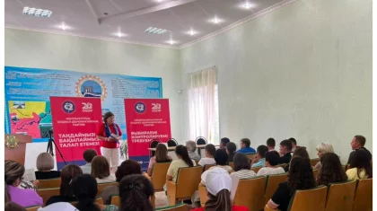 ЖСДП кандидаты Шідертідегі су шаруашылығы мамандарының мәселесін тыңдады