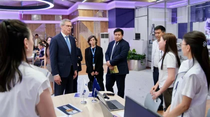 Халықаралық байқаушылар «Әділет» партиясы штабының жұмысымен танысты