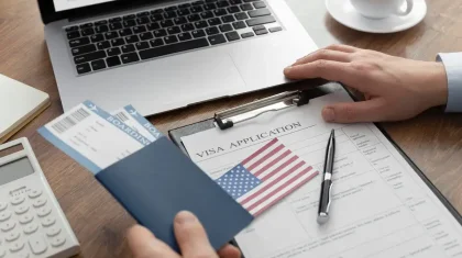 АҚШ пана сұраған 200 мың адамның визасын жоюды жоспарлап отыр