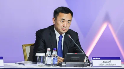 «Әділет» партиясының төрағасы Айбек Дәдебай Құрылтай спикері болып сайланды