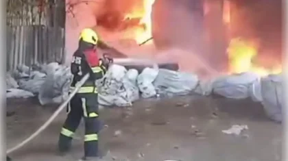 Алматы облысында пластик өндіретін цехтан өрт шықты (ВИДЕО)