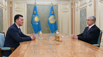 «Президенттің атынан өкілдік етіп, ұстанымын жеткізе алады»: Ерлан Қариннің негізгі міндеті белгілі болды
