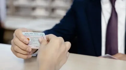 Қазақстандықтар енді Қытайда емен-еркін көлік жүргізе алады