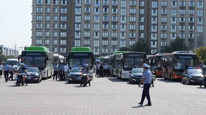 «Ата-ана жасөспірімнің араласатын ортасына назар аударуы керек»: Шымкентте есірткіге қарсы акция басталды
