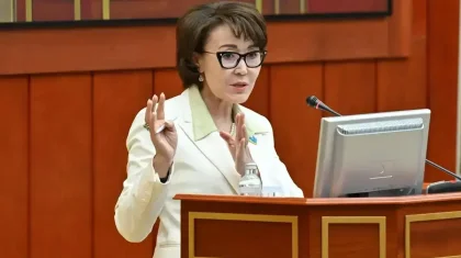 Депутаттық сауал формалды құрал болып қалмайды: Үнзила Шапақ жаңа регламент туралы айтты
