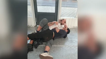 «Екі ер адам құшақтасып жатыр»: Павлодар полициясы желіде тараған видеоға қатысты мәлімдеме берді (ВИДЕО)