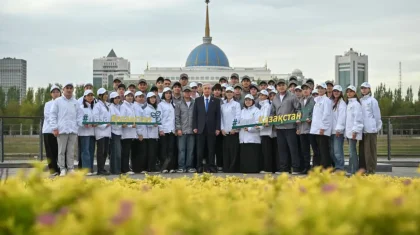 Президент әділетті әрі таза Қазақстан құру барша азаматтың міндеті екенін айтты