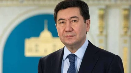 Қошанов Қазақстан Халық Кеңесінің төрағасы болып сайланды