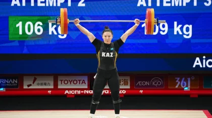 Ауыр атлет Аянат Жұмағали Азия ойындарында күміс медаль алды