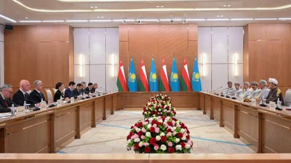 «Доңға» мұнай кен орнын игеру: Тоқаев Оман сұлтанымен келіссөз жүргізді